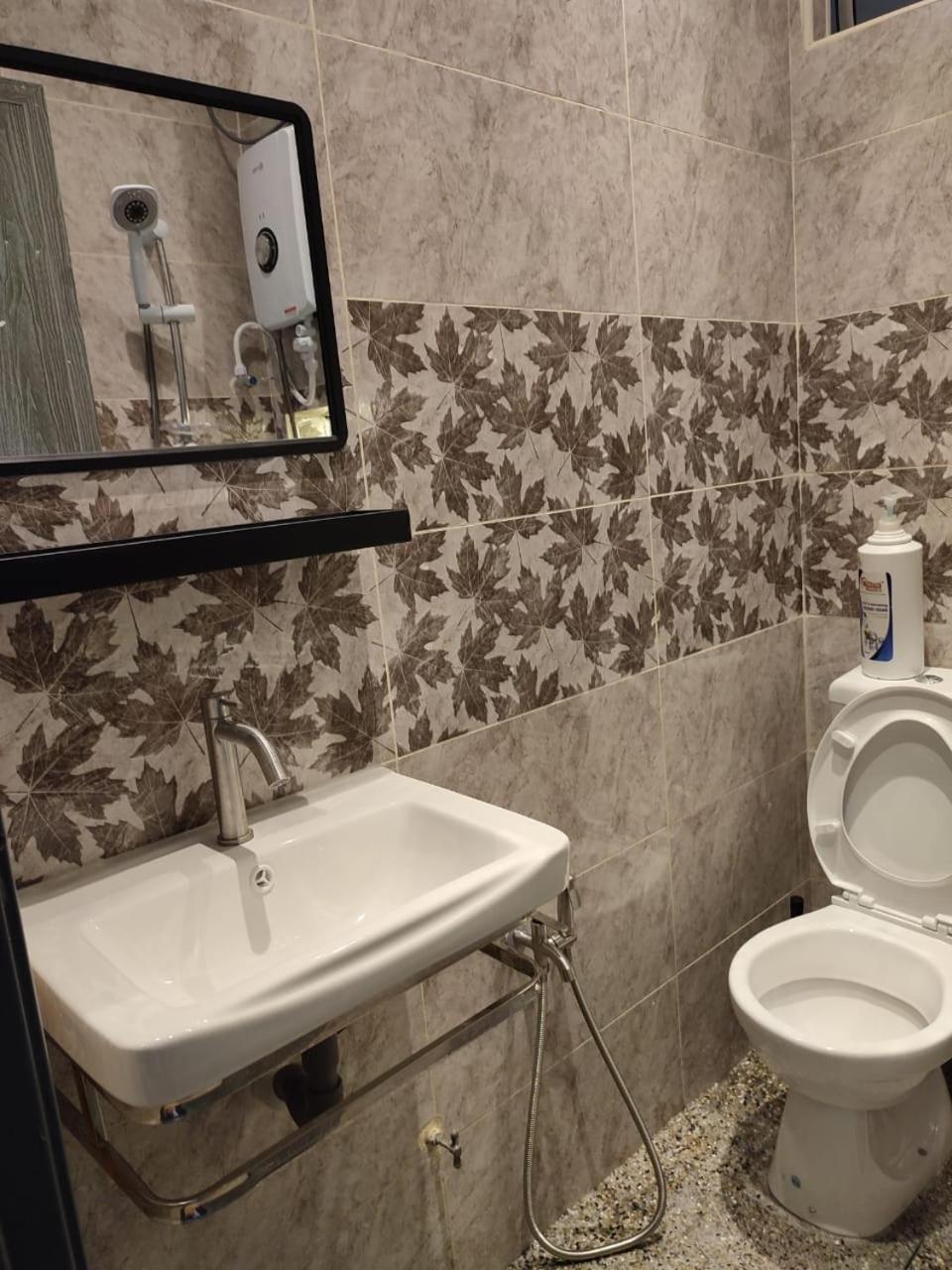 Adik Aisyah Muji Pistachio Homestay Cameron Highlands Tanah Rata Bagian luar foto